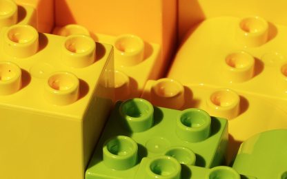 multi-colored-duplo-blocks