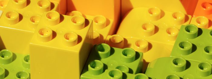 multi-colored-duplo-blocks