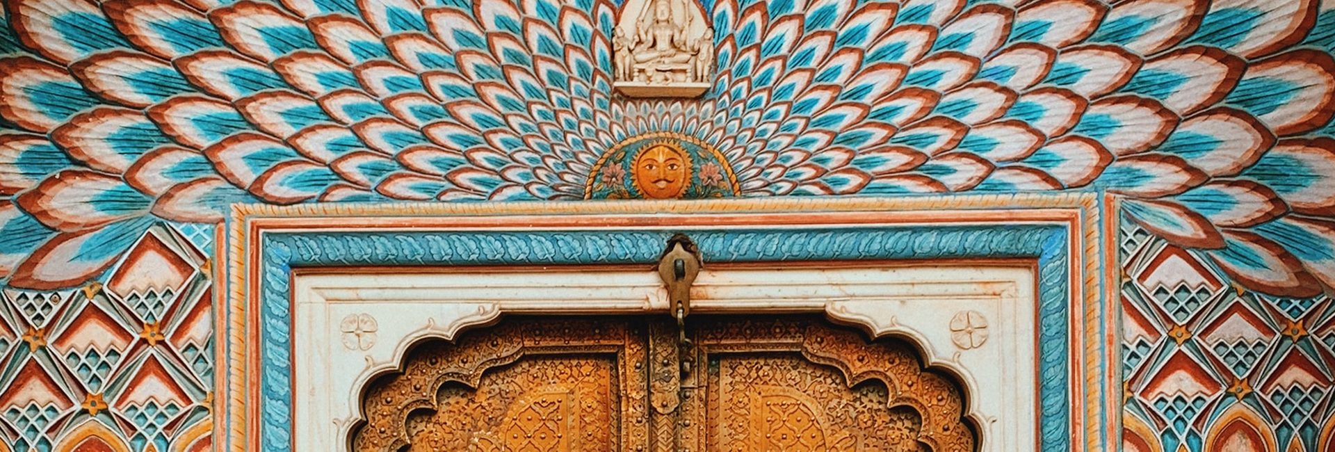ornate-gate-jaipur-india