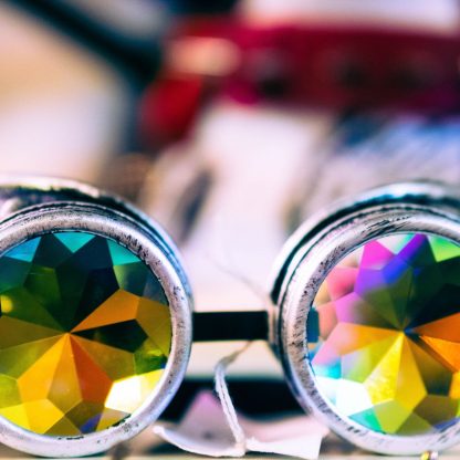 Shallow focus photography – glasses kaleidoscope prism lenses