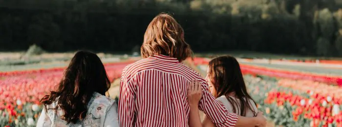 women-in-tulip-field