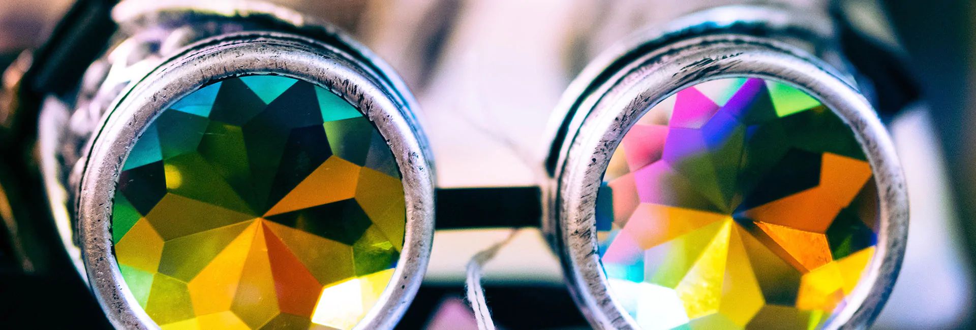 shallow-focus-photography-glasses-kaleidoscope-prism-lenses