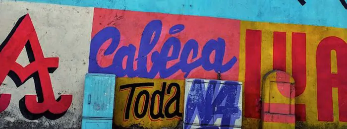 colorful-language-graffiti-portuguese-hindi