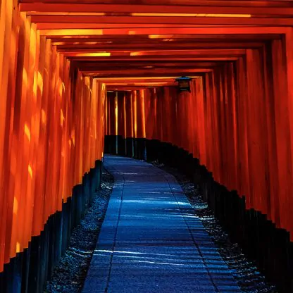 orange-wooden-tunnel-Kyoto-Prefecture-Japan